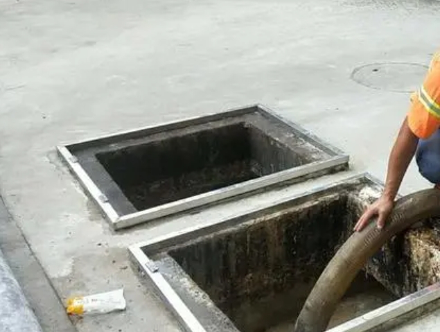 浮山化粪池清理